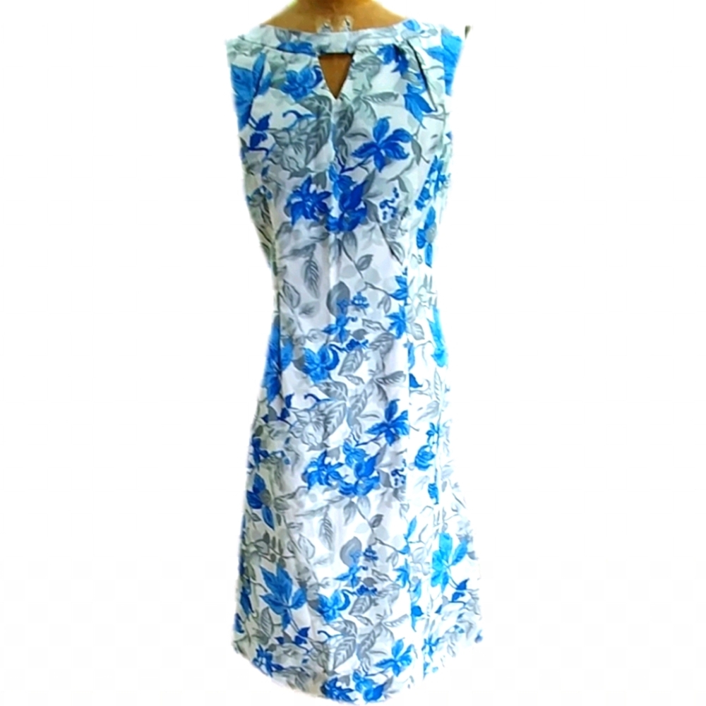 Wear To KY DERBY Or Party. Vintage Cover Girl floral dress.